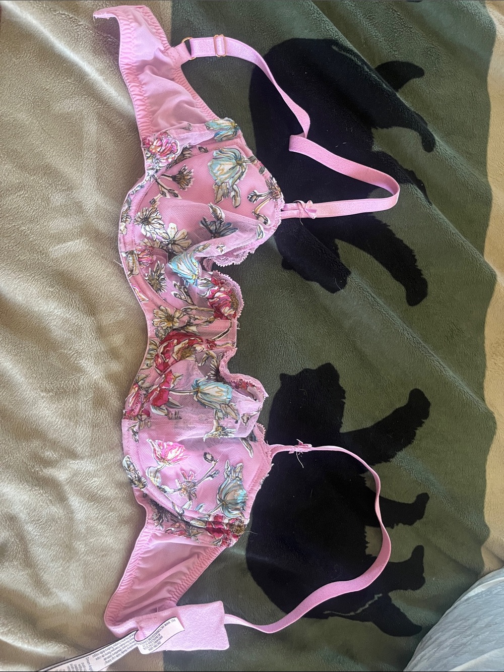 Dream Angels push-up without padding Victoria secret Bra - Pink Floral Design